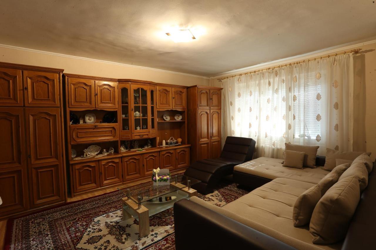 Apartament Dragos Voda Gran Varadino Esterno foto